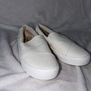 TOMS Shoes Luca Slip On Sneakers Natural Canvas Cream/White Women's 8 Streetwear